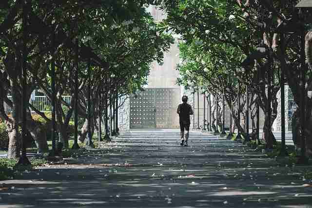 一文读懂51视频网站焦点对决，跨界合作懒人包